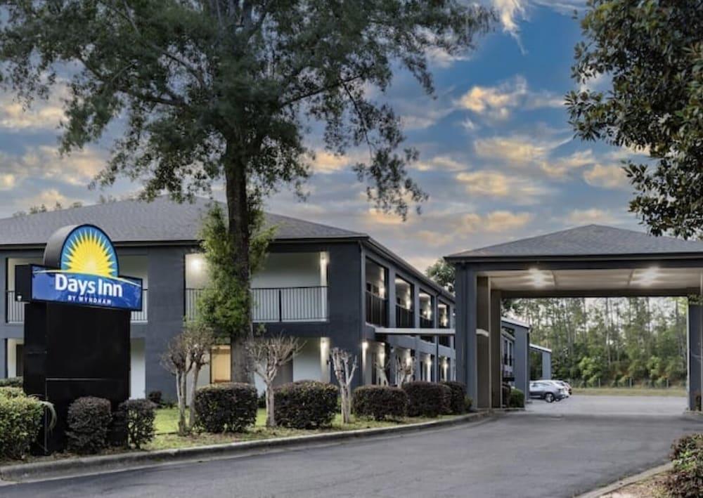 Days Inn By Wyndham Pensacola I-10 Ferry Pass Ngoại thất bức ảnh